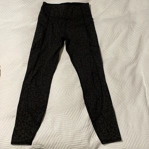 Athleta leopard leggings